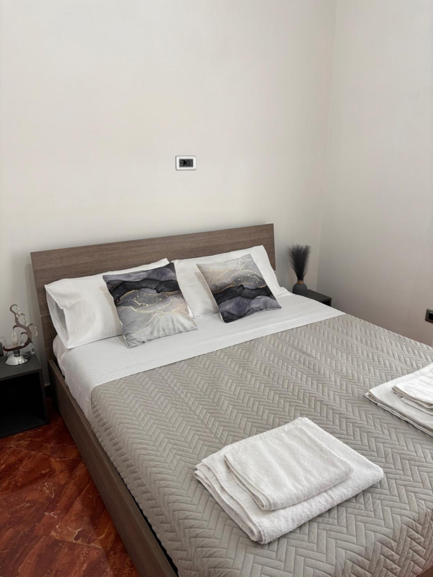 La Tela Di Elena Hotel Nápoly Kültér fotó